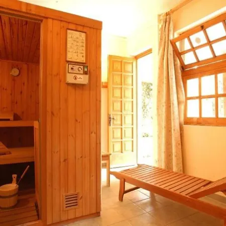 In Ferienresidenz Mit Pool Holiday home *