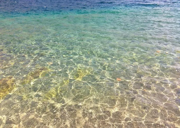 Friedlicher Kurzurlaub Am Mittelmeer